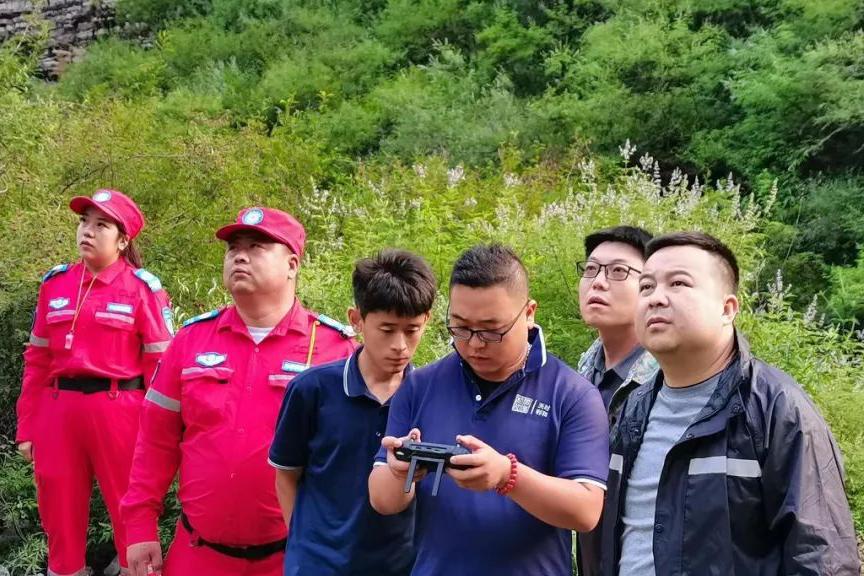 定襄山中，一場救援！天時利和無人機緊急出動！